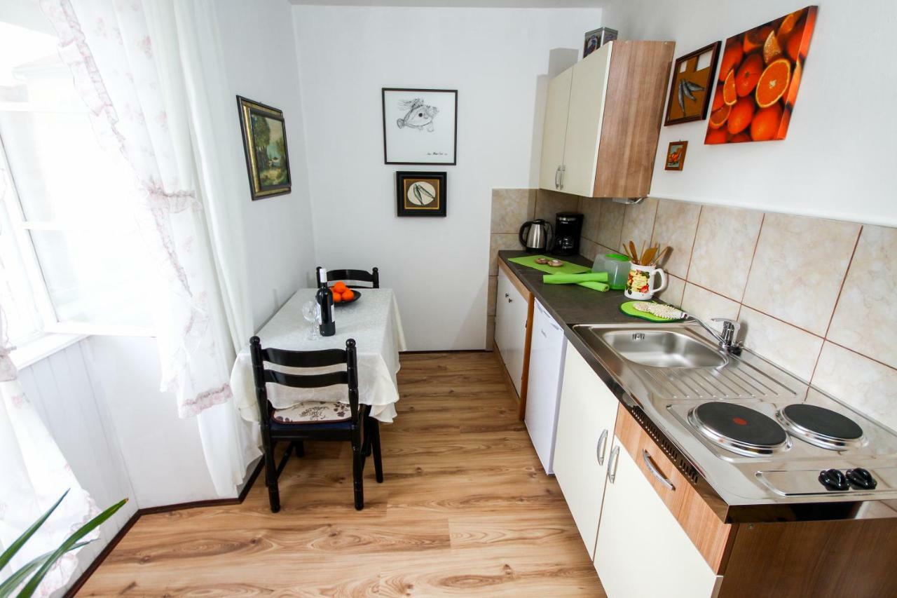 Apartment Johanna Opatija Exteriör bild